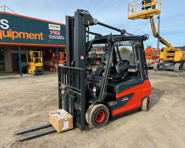 3T Used Electric Forklift Linde E30