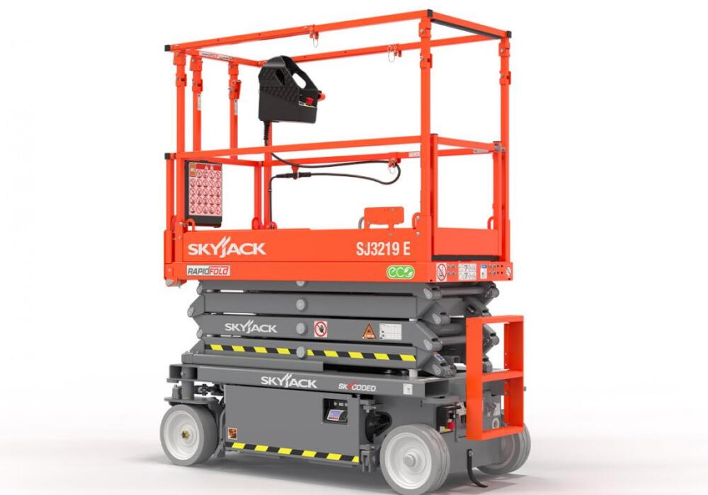 Skyjack's SJ3219 DC electric scissor lift