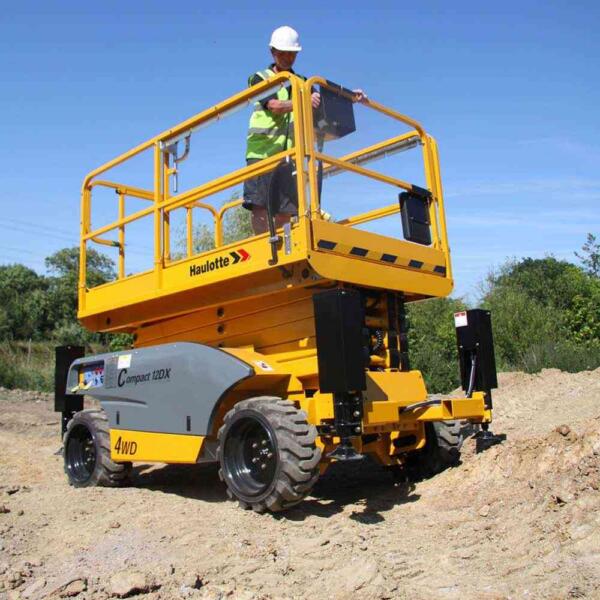 Haulotte-compact-10dx-diesel-scissor-lift-4-1-1