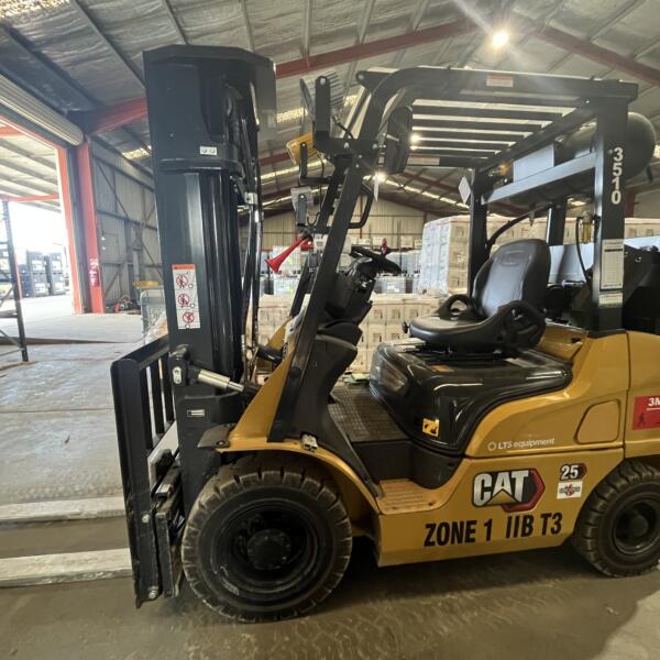 Flameproof CAT 2.5t forklift